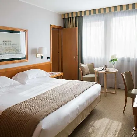 Starhotels President Genova